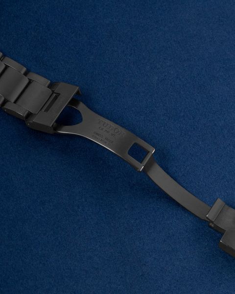 Tudor Black Bay 79360DK